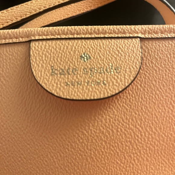 New without tag Kate spade tote - Picture 7 of 8